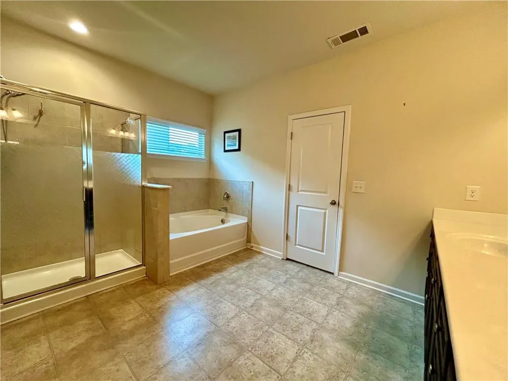 4355 Luke Way Ellenwood, GA 30294