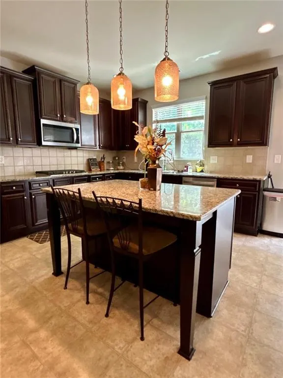 4355 Luke Way Ellenwood, GA 30294