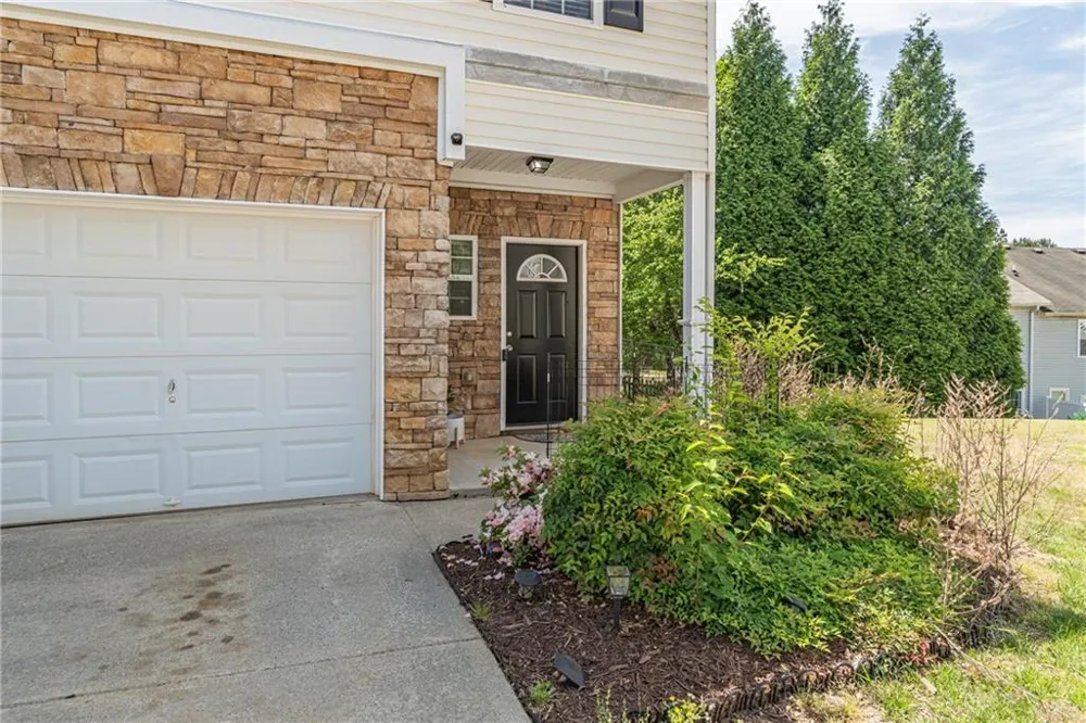 4834 Zephyr Cove Place Flowery Branch, GA 30542