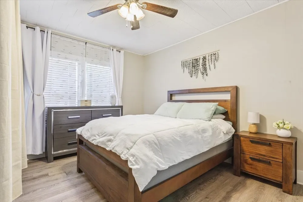 102 Brookshire Riesel, TX 76682