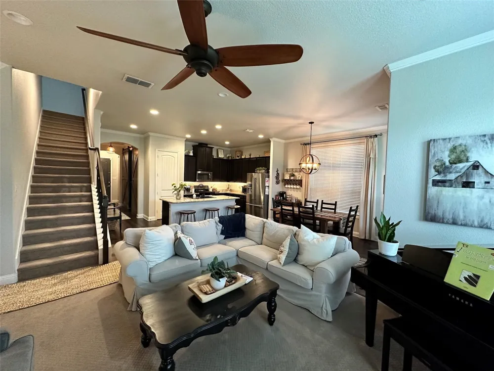 1609 Meadow Trail Aubrey, TX 76227
