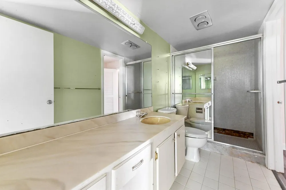 4080 Tivoli Court #202 Lake Worth, FL 33467