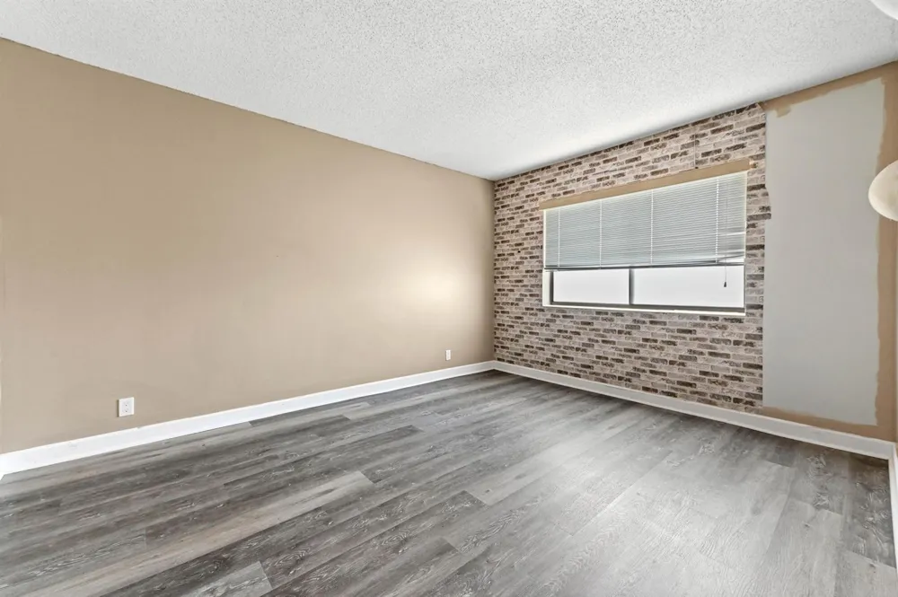4080 Tivoli Court #202 Lake Worth, FL 33467