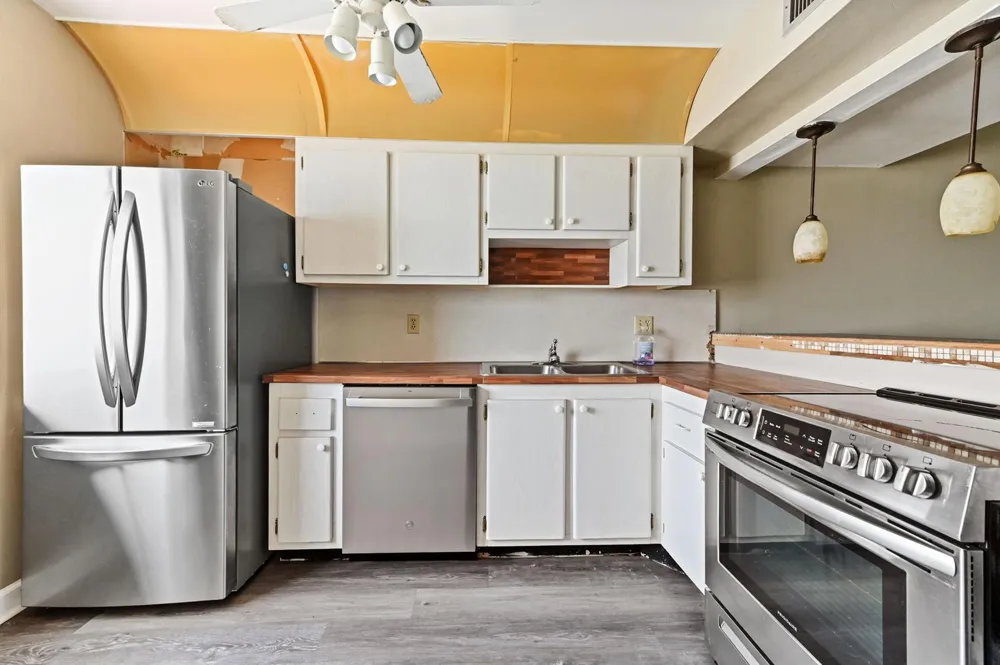 4080 Tivoli Court #202 Lake Worth, FL 33467