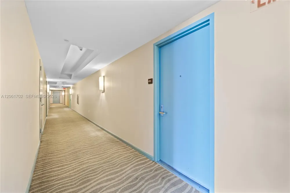 50 Biscayne Blvd #4706 Miami, FL 33132