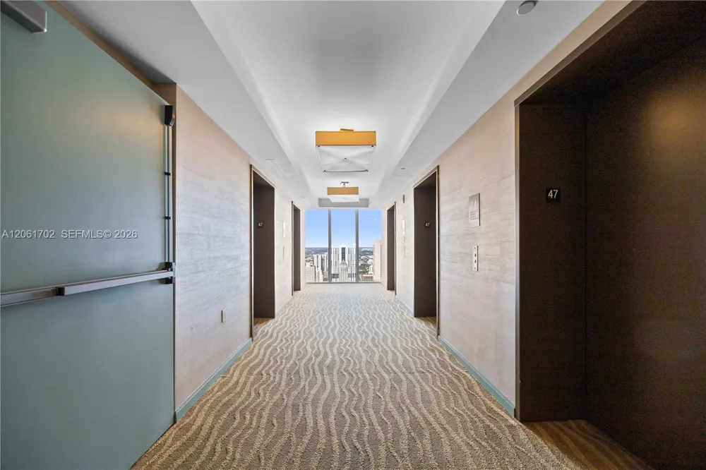 50 Biscayne Blvd #4706 Miami, FL 33132