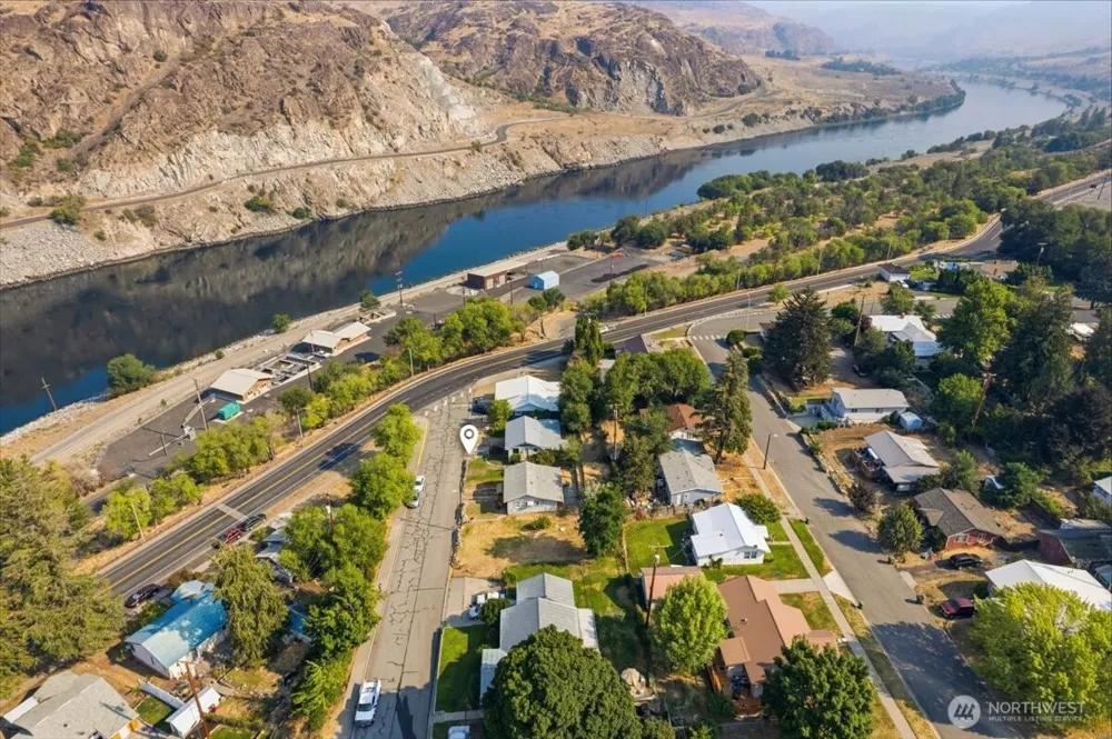 807 Birch Street Coulee Dam, WA 99116