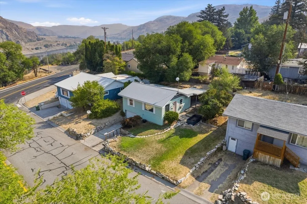 807 Birch Street Coulee Dam, WA 99116