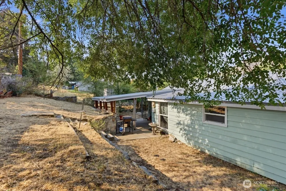 807 Birch Street Coulee Dam, WA 99116