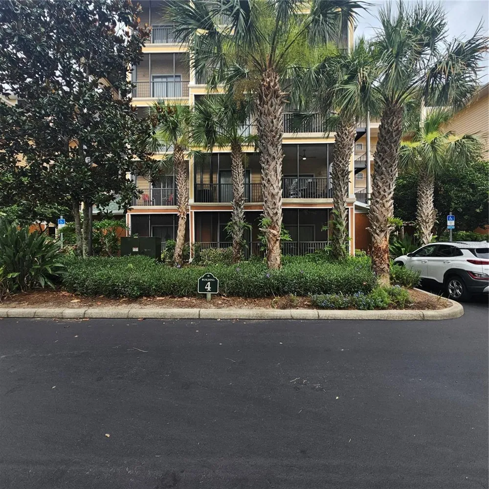 9055 TREASURE TROVE LANE #201 Kissimmee, FL 34747