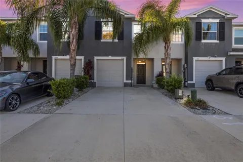 2914 SUNCOAST BLEND DRIVE
