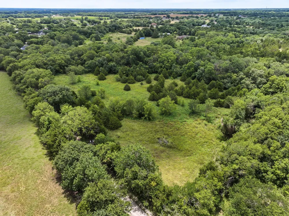 4 County Road 4435 Trenton, TX 75490