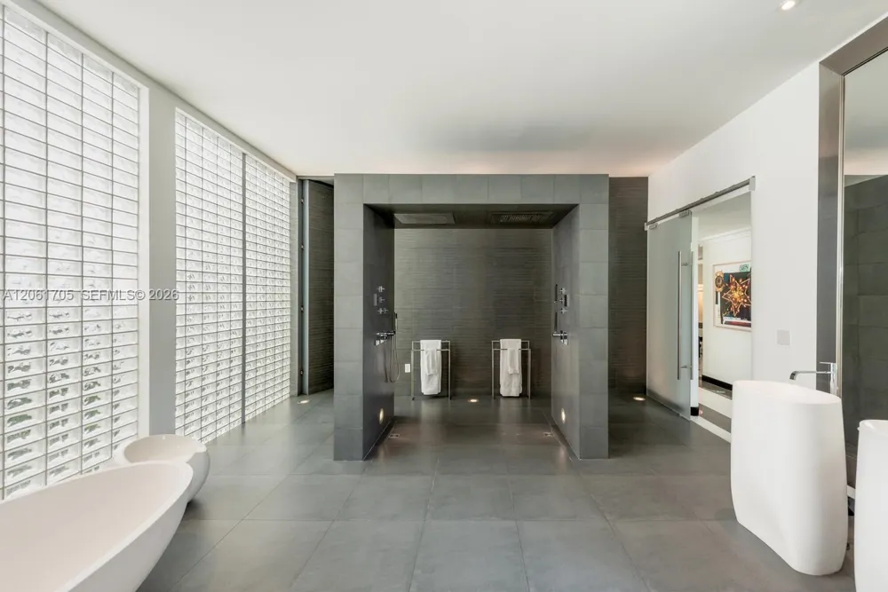 841 19th St Miami Beach, FL 33139