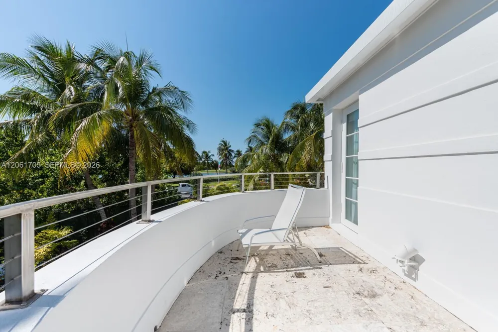 841 19th St Miami Beach, FL 33139