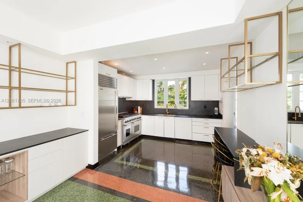 841 19th St Miami Beach, FL 33139