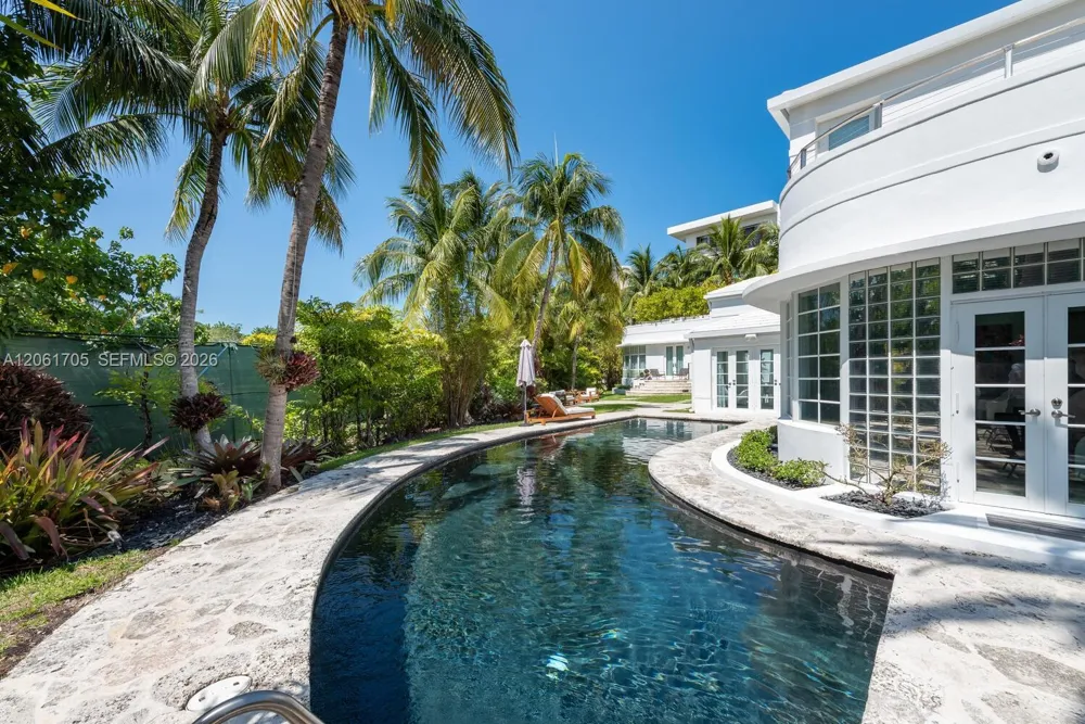 841 19th St Miami Beach, FL 33139