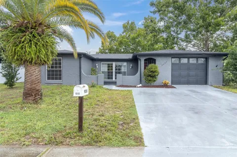 9203 GREENBRIAR LANE