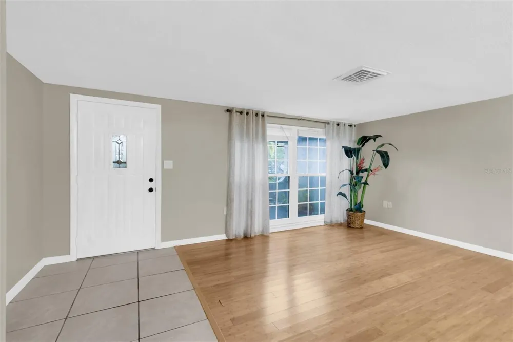 9203 GREENBRIAR LANE Port Richey, FL 34668