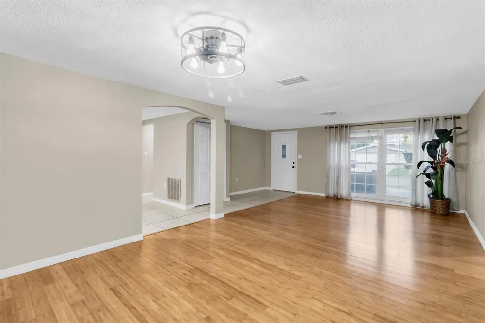 9203 GREENBRIAR LANE Port Richey, FL 34668
