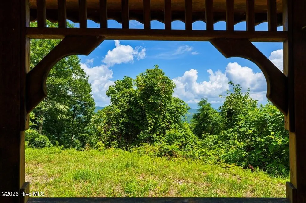 235 Rios Drive Bryson City, NC 28713