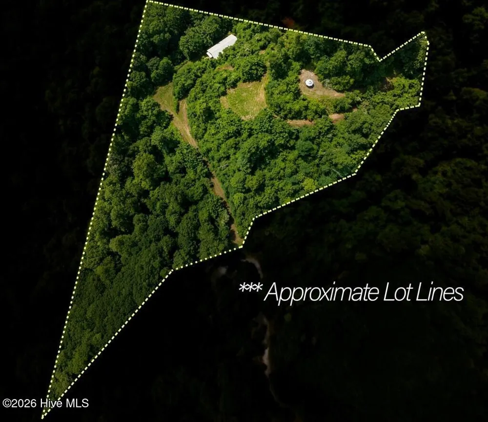 235 Rios Drive Bryson City, NC 28713