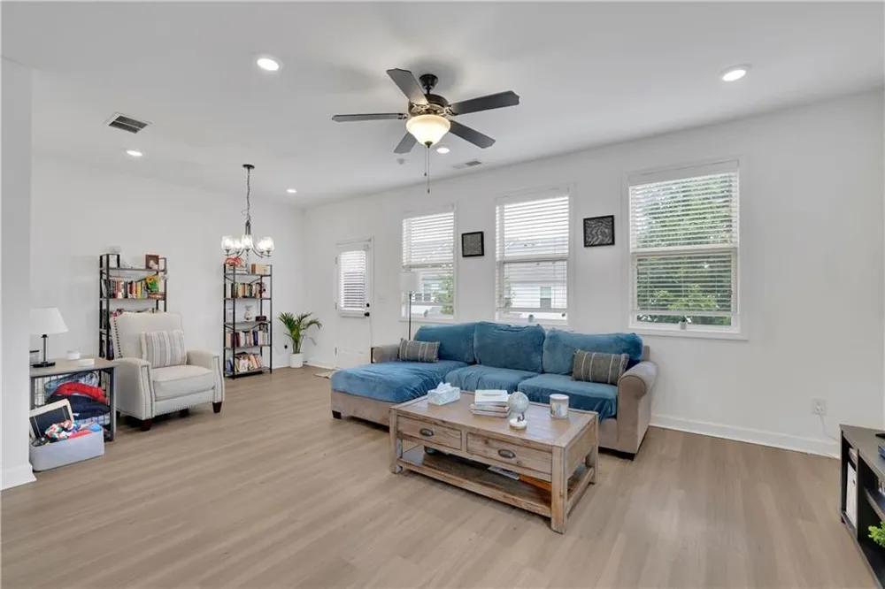 2936 Edgemont Lane SW Marietta, GA 30008