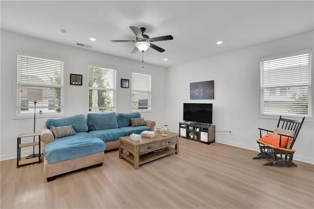 2936 Edgemont Lane SW Marietta, GA 30008