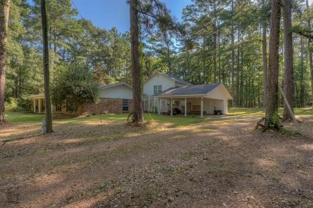 447 Burrow Lane Cotton Valley, LA 71018