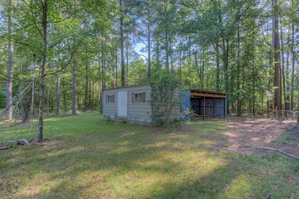 447 Burrow Lane Cotton Valley, LA 71018