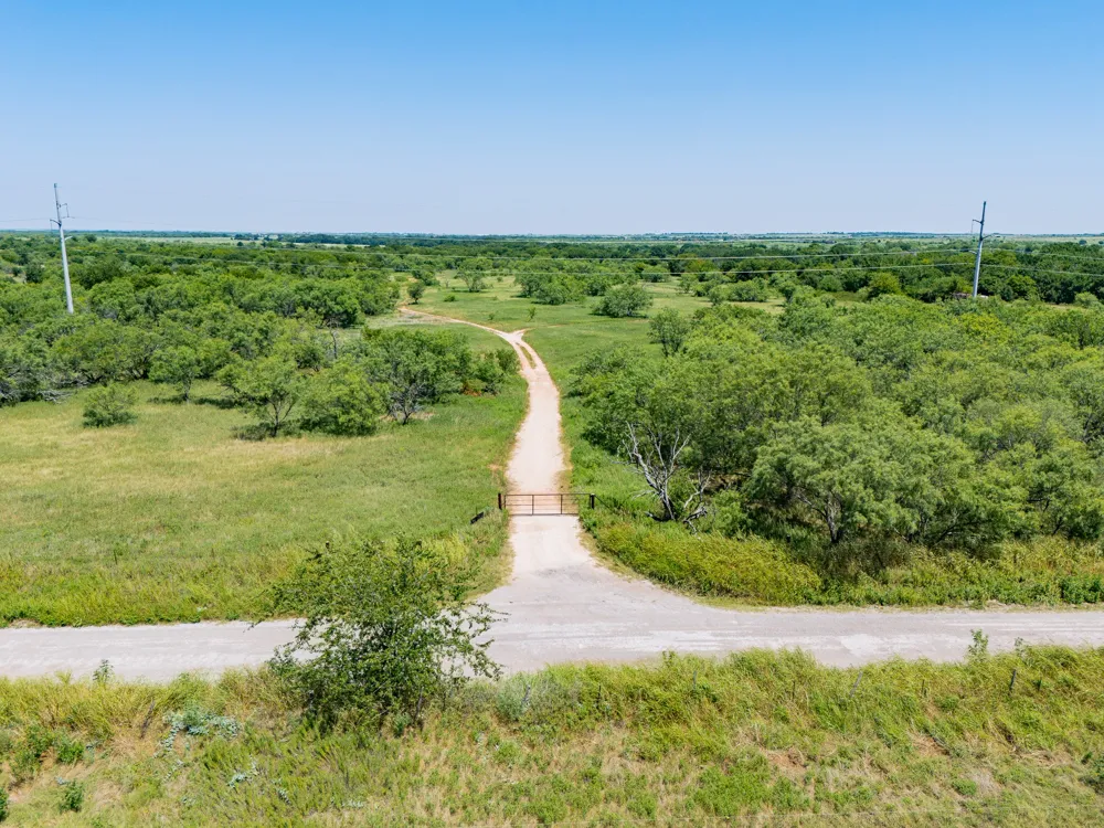 Applegate Rd Bowie, TX 76230