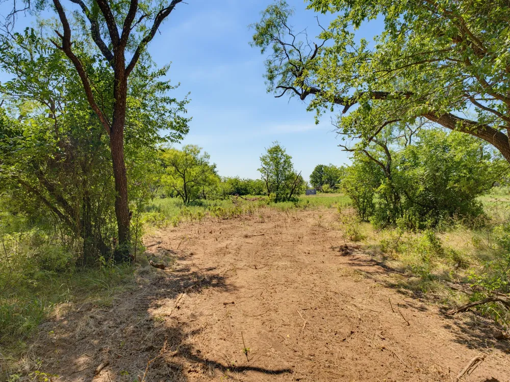 Applegate Rd Bowie, TX 76230