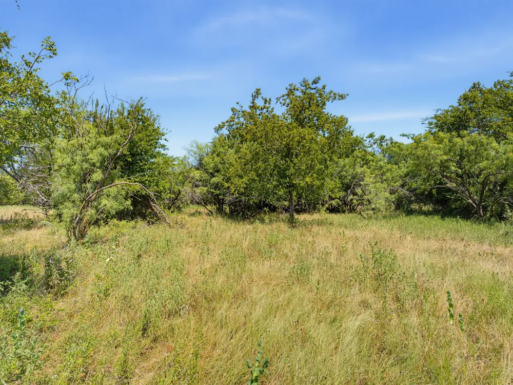 Applegate Rd Bowie, TX 76230