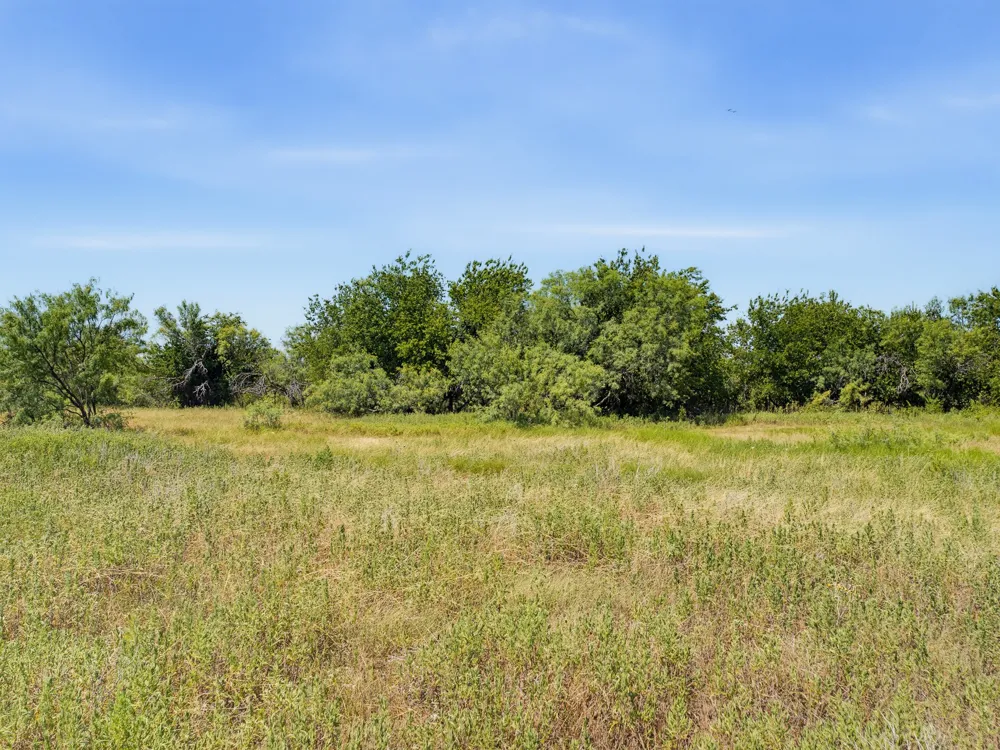 Applegate Rd Bowie, TX 76230
