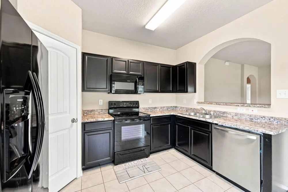 1525 Birmingham Drive Seguin, TX 78155