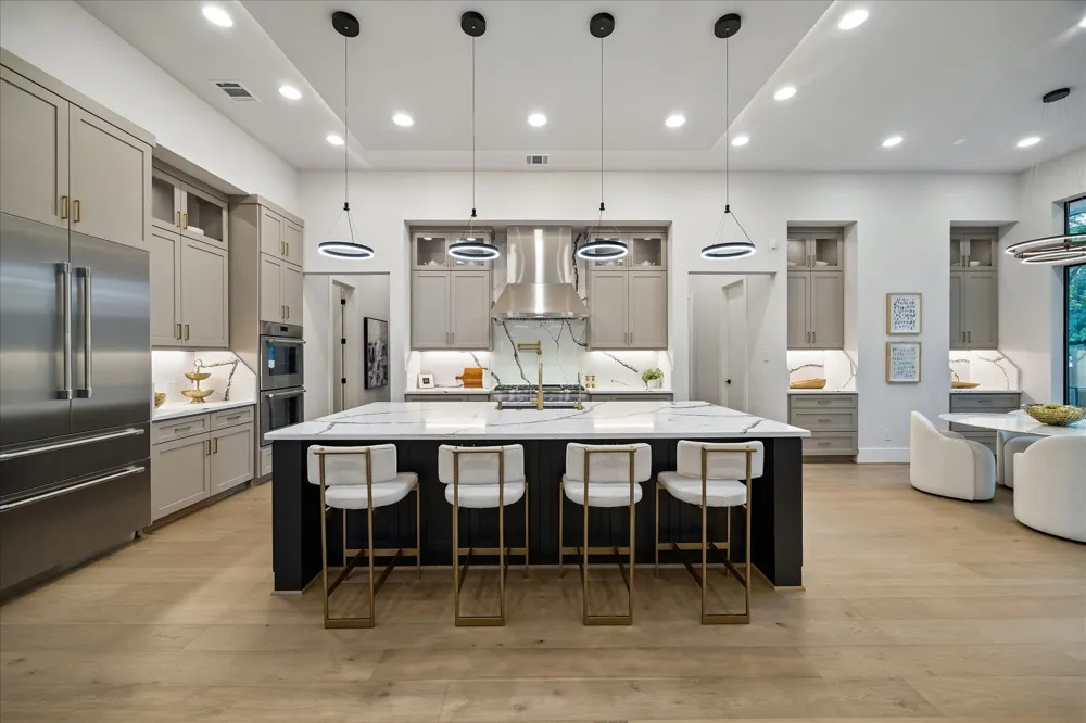 4714 Tamarisk Street Bellaire, TX 77401