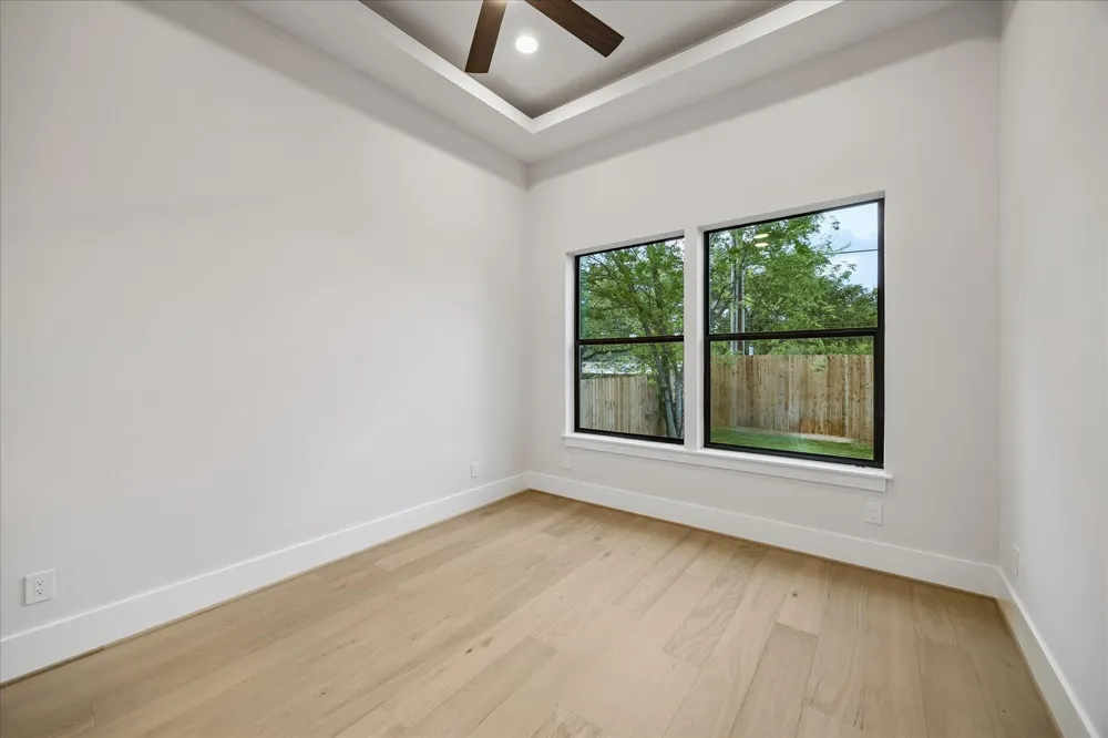 4714 Tamarisk Street Bellaire, TX 77401