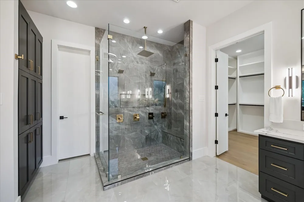 4714 Tamarisk Street Bellaire, TX 77401