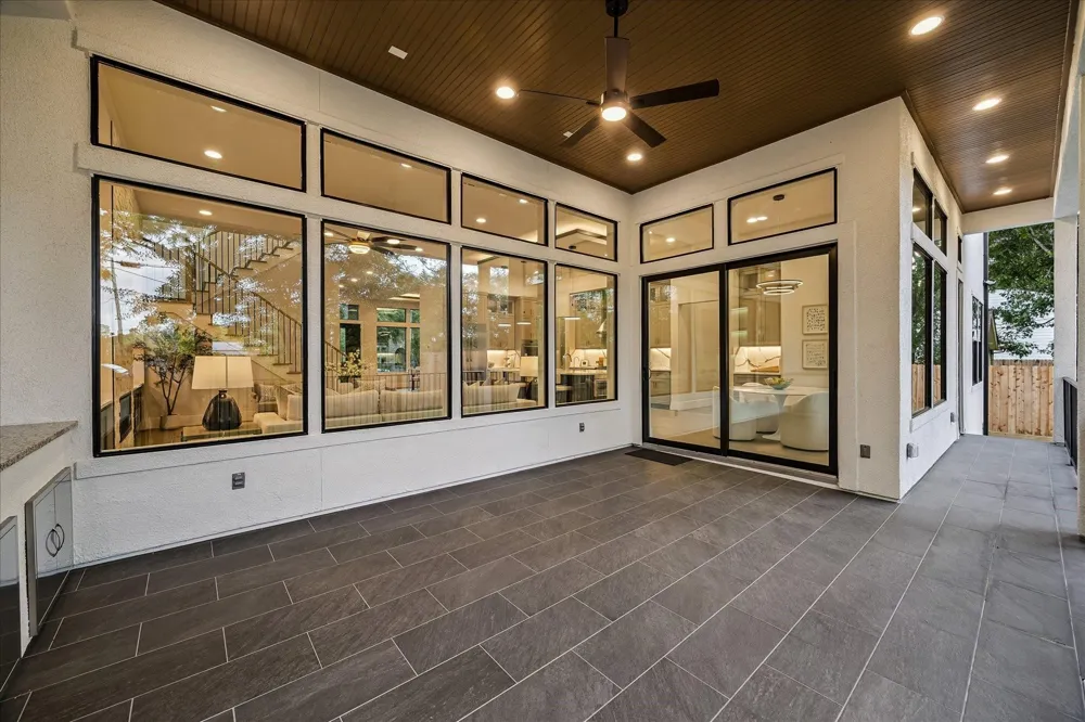 4714 Tamarisk Street Bellaire, TX 77401