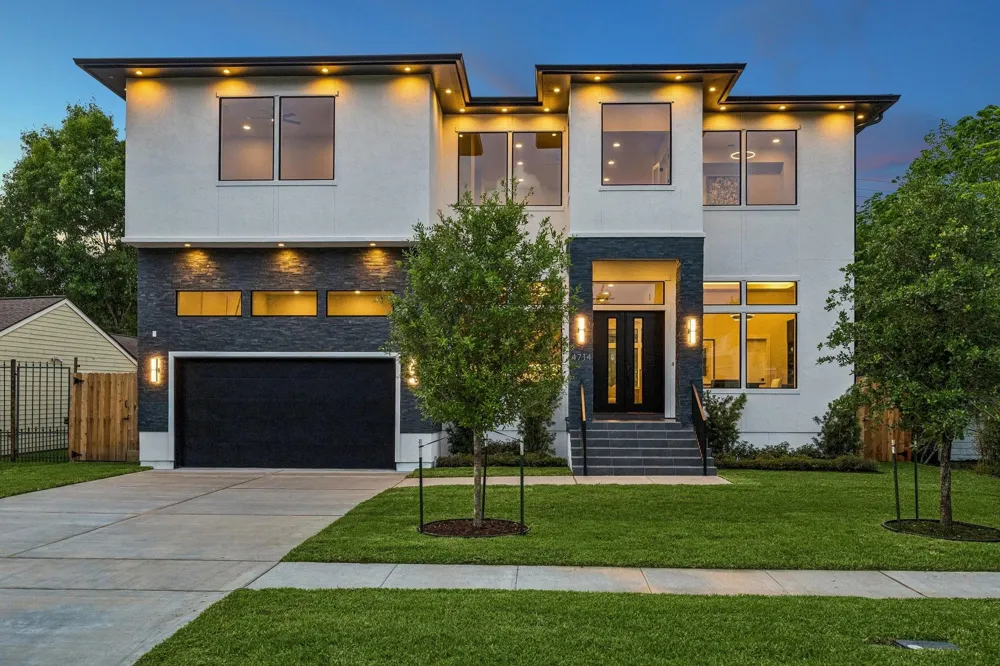 4714 Tamarisk Street Bellaire, TX 77401