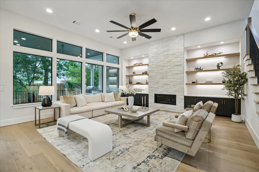 4714 Tamarisk Street Bellaire, TX 77401