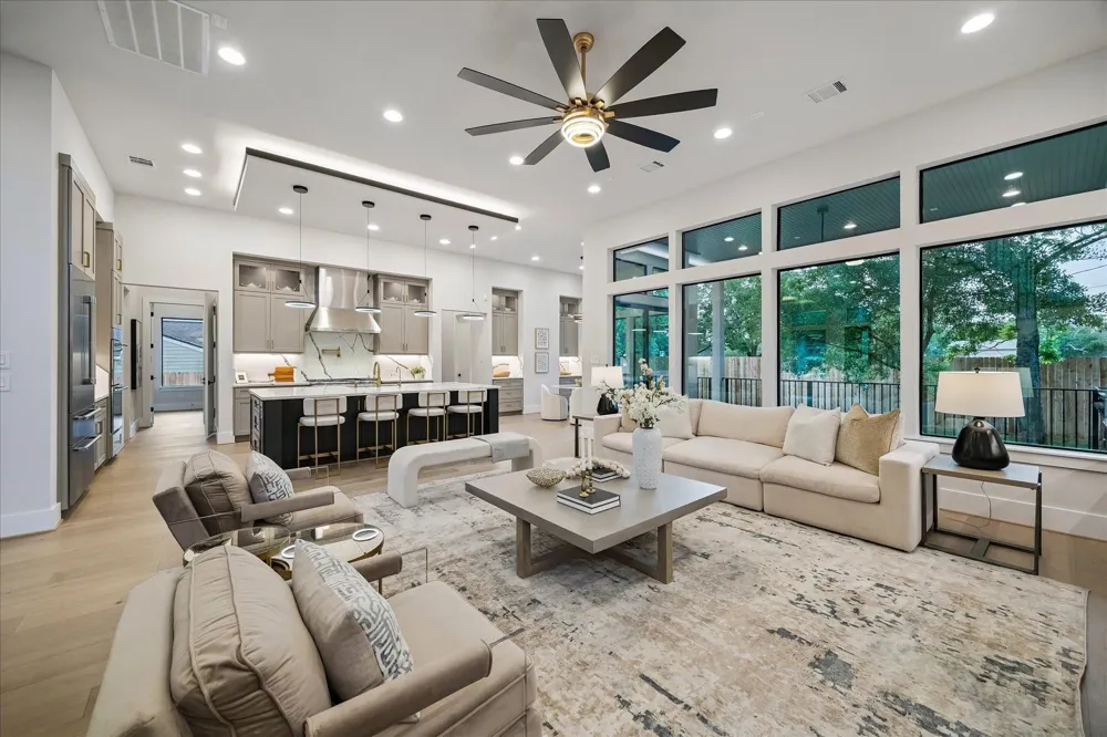 4714 Tamarisk Street Bellaire, TX 77401