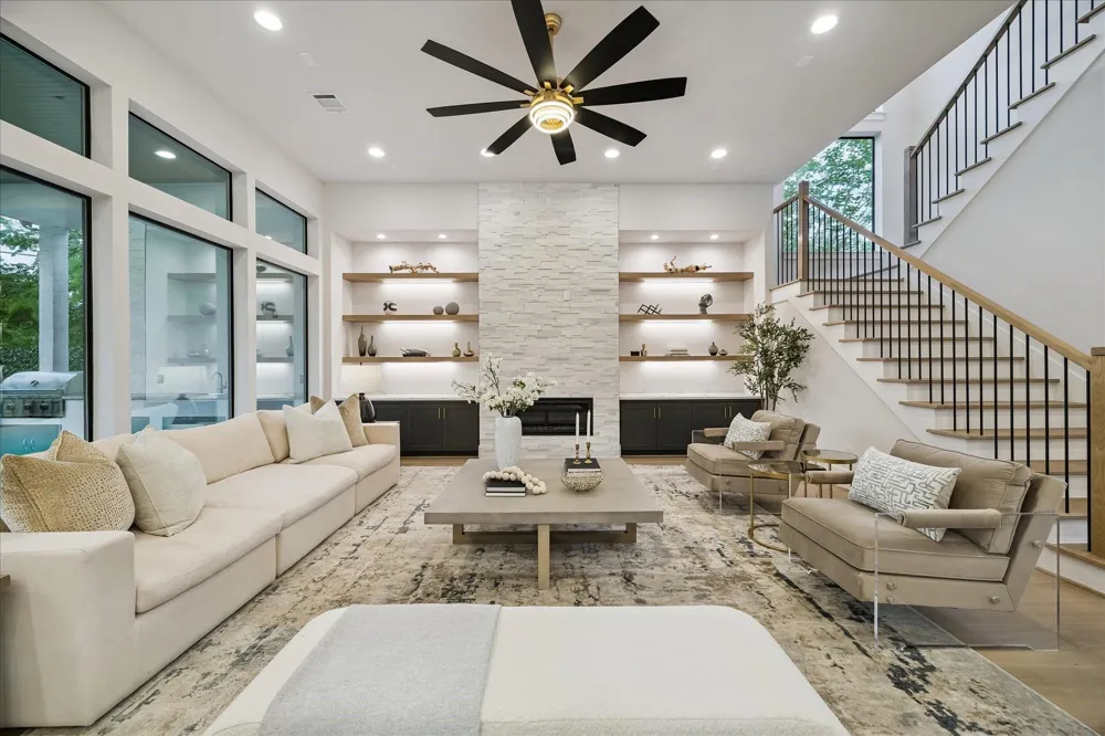 4714 Tamarisk Street Bellaire, TX 77401