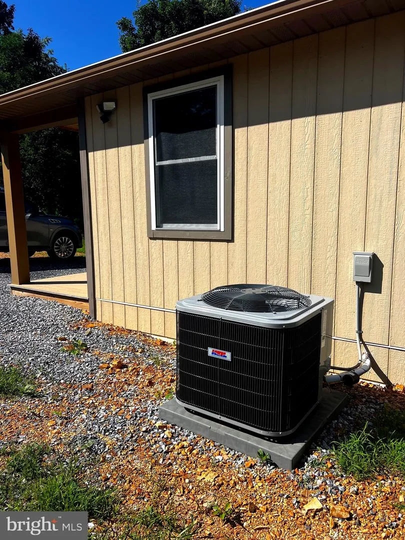 2066 DISPANET ROAD Mathias, WV 26812