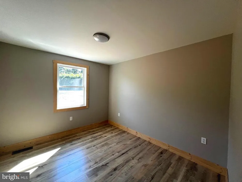2066 DISPANET ROAD Mathias, WV 26812