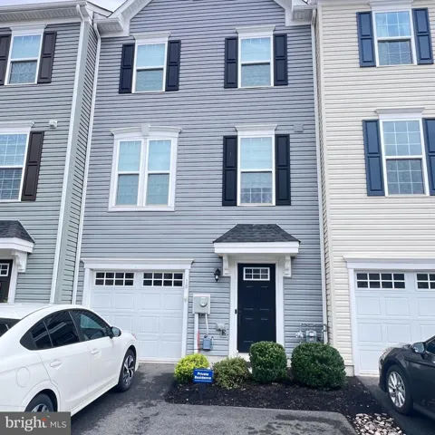 18 HUNTERS DRIVE