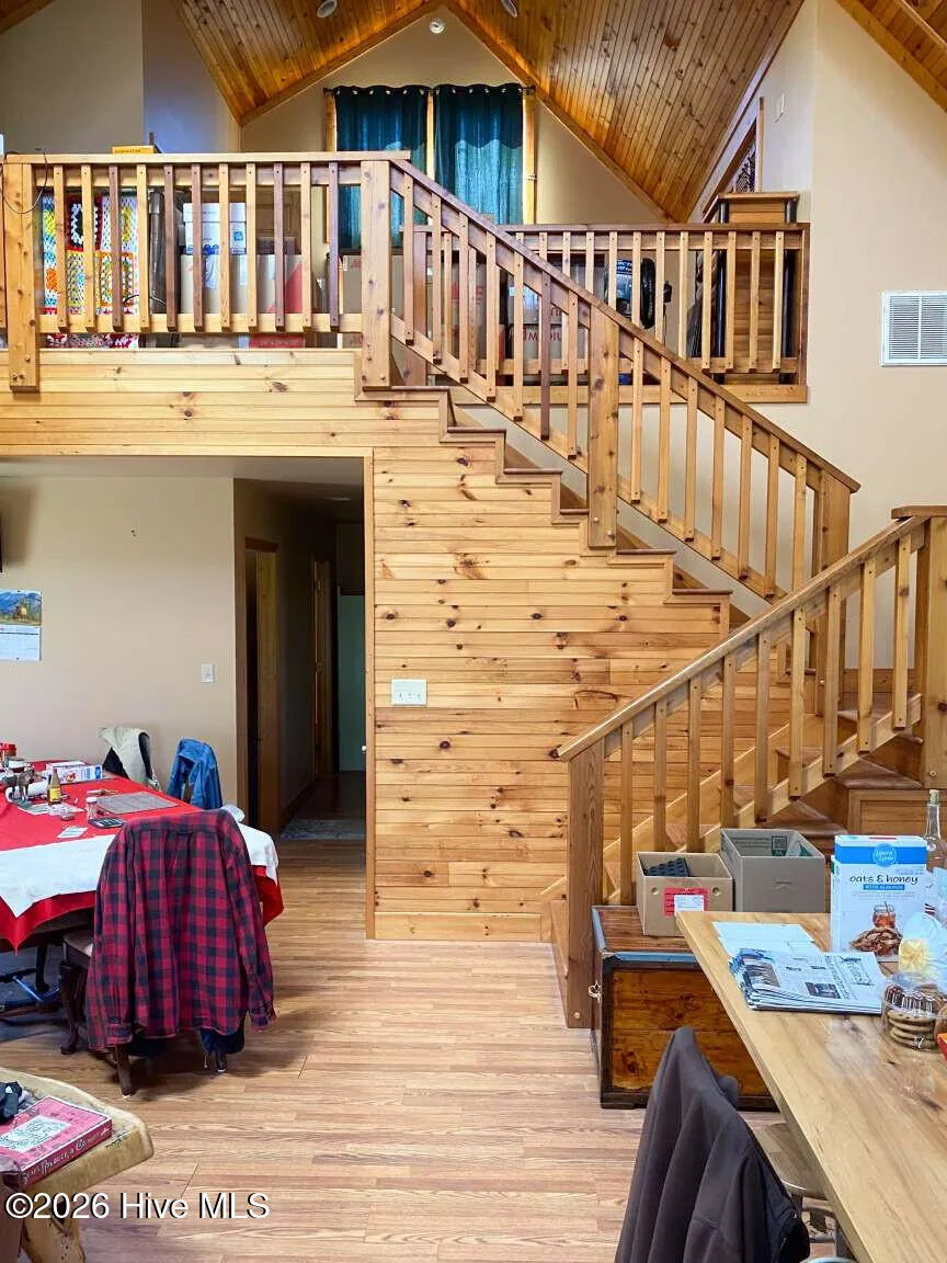 1491 Snowbird Road Robbinsville, NC 28771