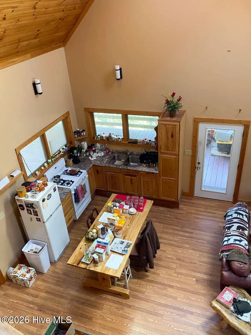 1491 Snowbird Road Robbinsville, NC 28771