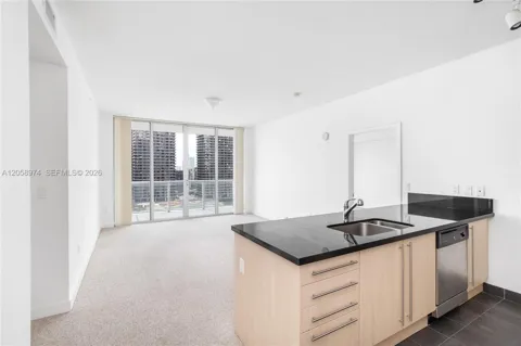 1111 SW 1st Ave #2423-N