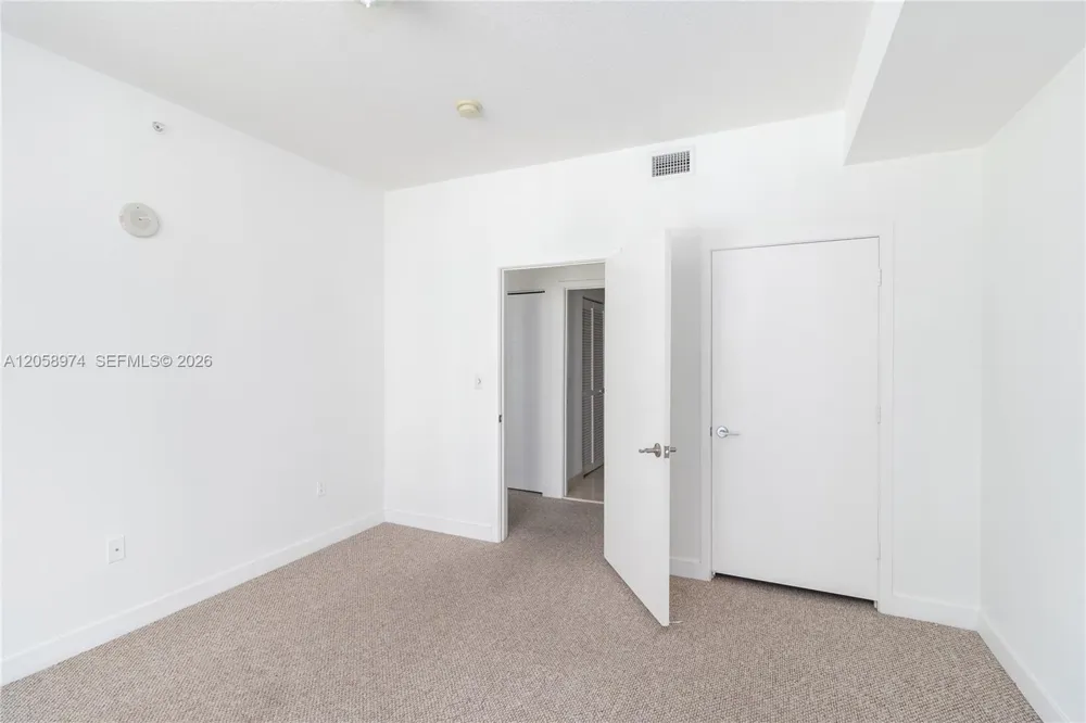 1111 SW 1st Ave #2423-N Miami, FL 33130