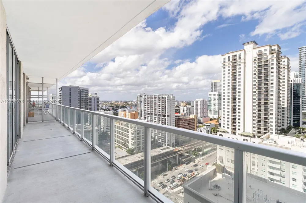 1111 SW 1st Ave #2423-N Miami, FL 33130